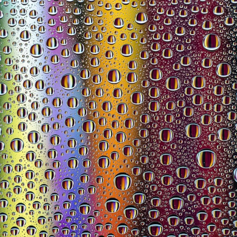 The allure and symbolism of the gold menorah in luxury artwork